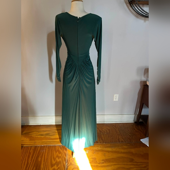 La Femme en Noir Art Deco Gown Green - Picture 4 of 9